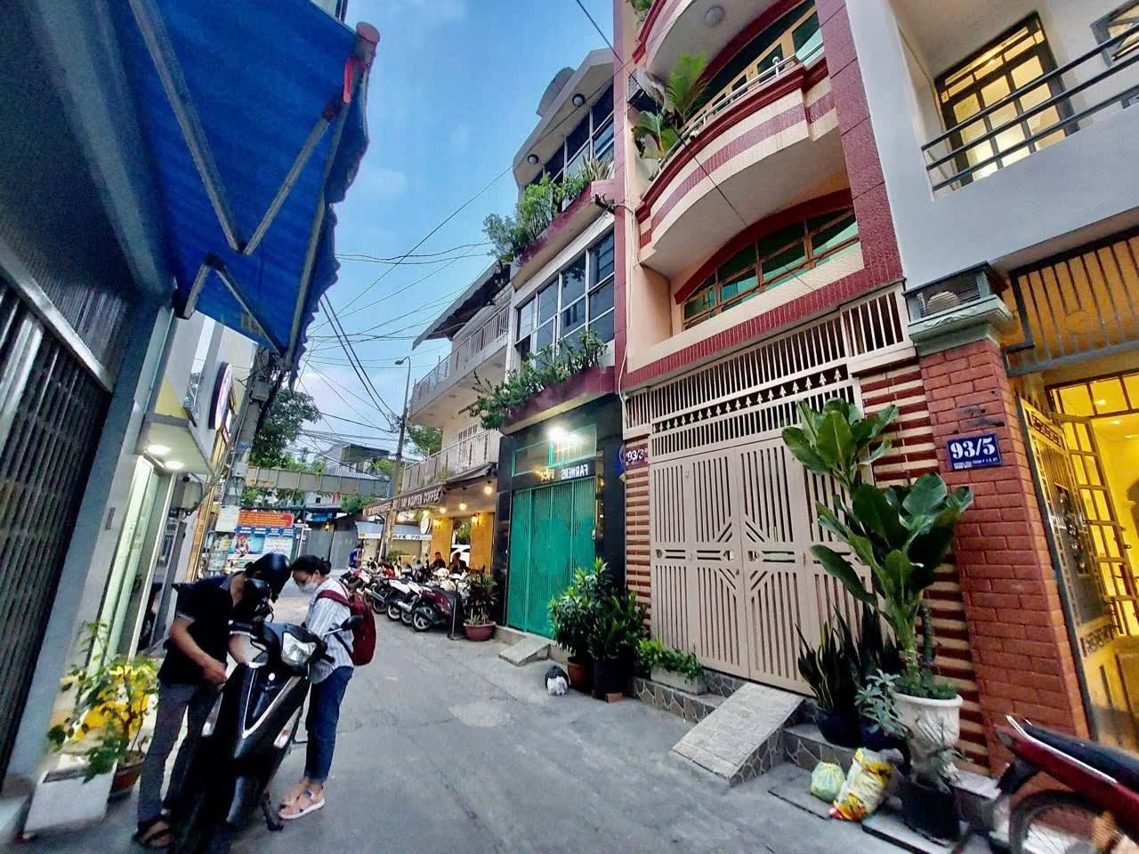 Bán nhà hẻm ô tô 3.6x10m, trệt 2 lầu sân thượng, Hoàng Hoa Thám, Bình Thạnh, 8,8 tỷ - Ảnh 1