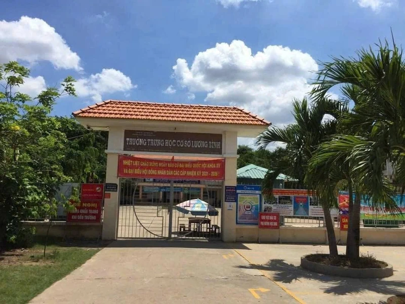 Bán lô đất 100m² giá 1,6 tỷ Bến Lức Long An