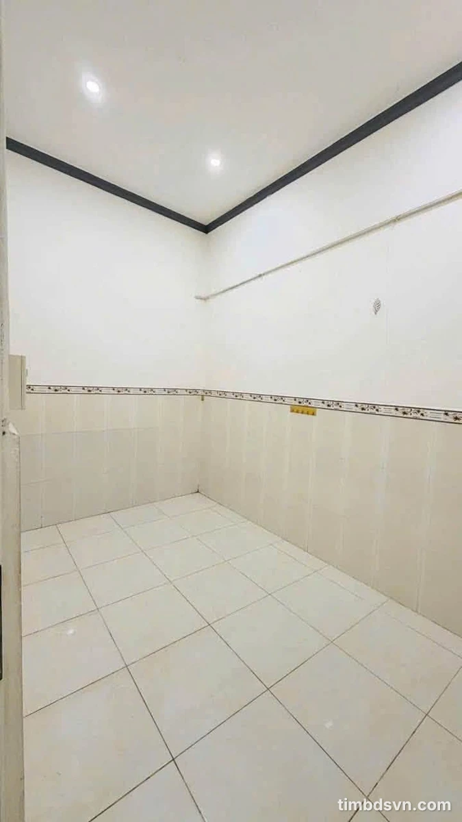 Cho thuê nhà trệt Trần Phú, 65m², 2 phòng, 6.5 triệu/tháng - Ảnh thu nhỏ 4