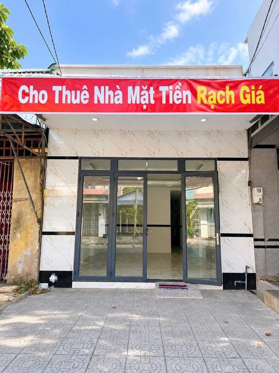 Cho thuê nhà mặt tiền Phạm Hùng Rạch Giá 6 triệu/tháng 100m² - Ảnh 1