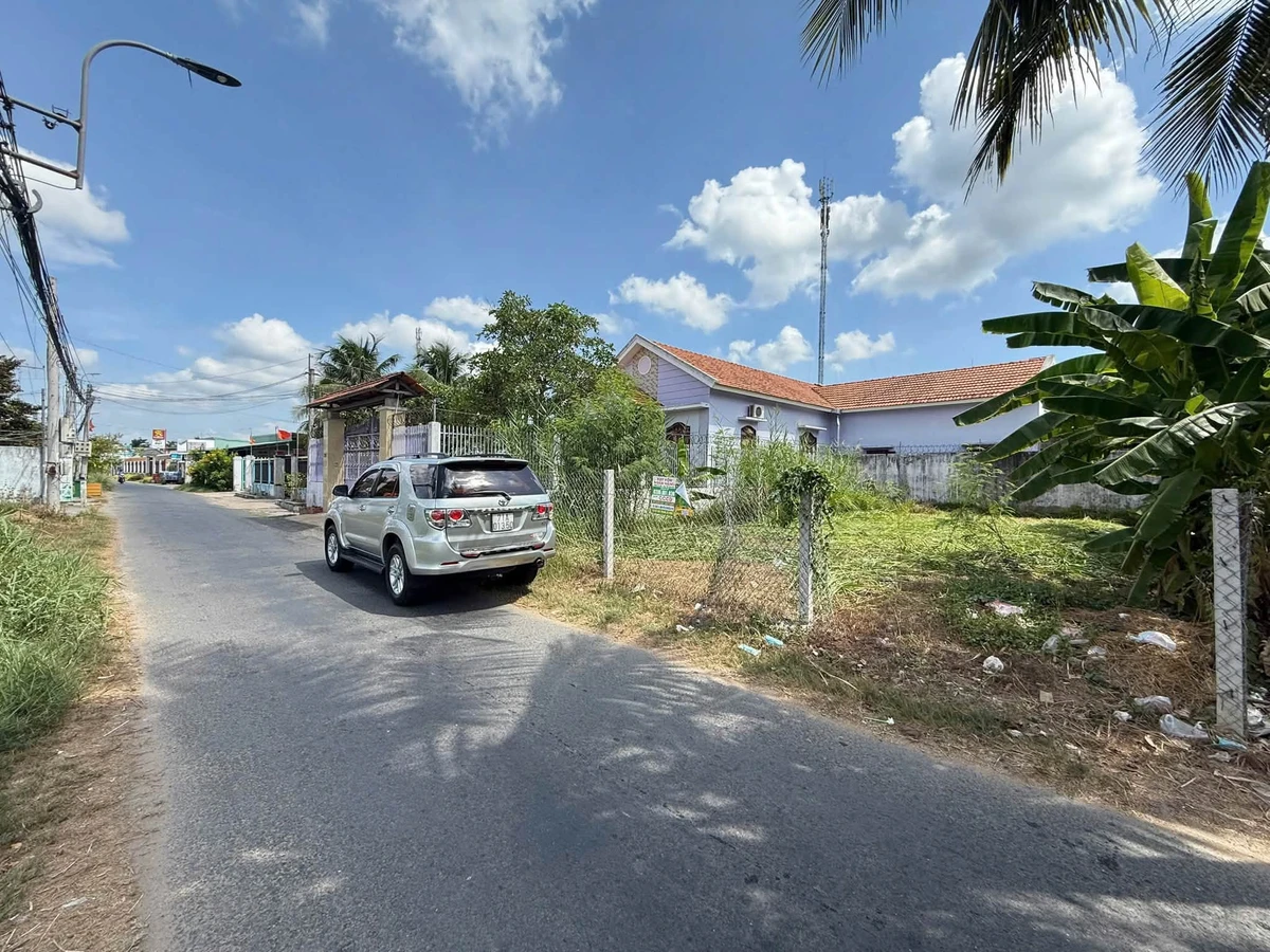 Bán đất mặt tiền Nguyễn Văn Trung 248.8m2 - Bến Tre - Ảnh thu nhỏ 4