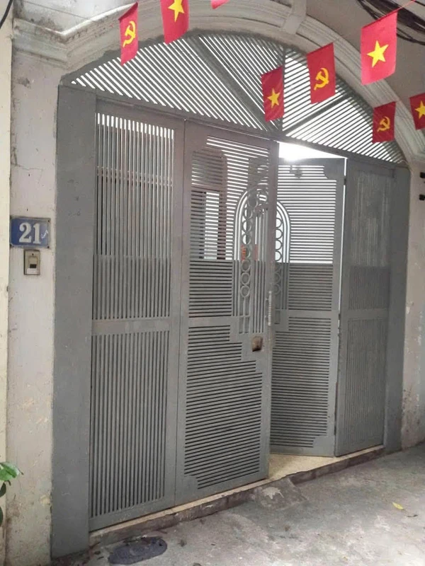 Cho thuê nhà nguyên căn 5 phòng ngủ 60m² Hoàng Quốc Việt
