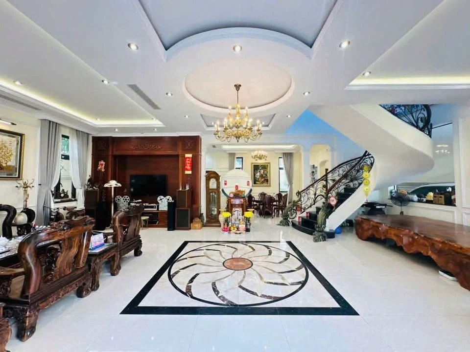 Bán biệt thự 6PN 510m² bên sông Hiệp Bình, gần Gigamall - Ảnh thu nhỏ 4