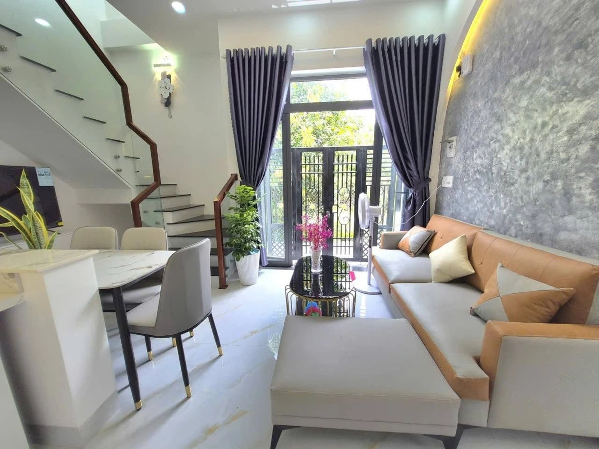 Bán nhà 2 tầng căn góc 2 mặt tiền 65m2 full nội thất tại Diên Sơn, Diên Khánh, Khánh Hòa - Ảnh thu nhỏ 3