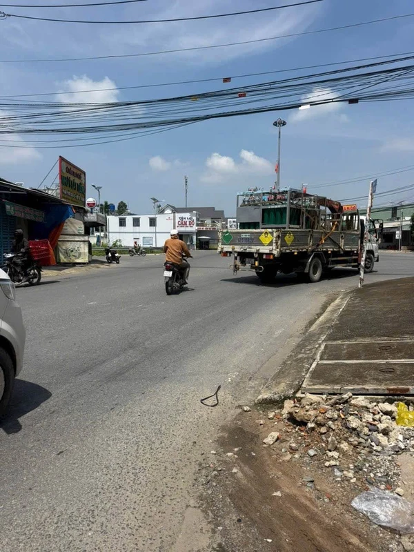 Bán lô đất mặt tiền Bàu Sen, Đức Lập, Long An, 686m2