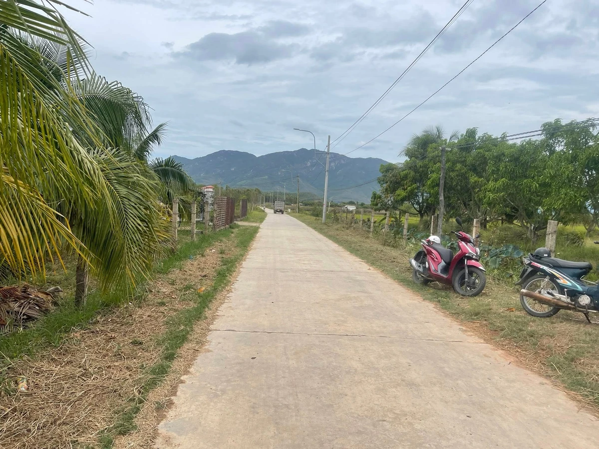 Bán lô đất 270m² Lạc Bình Ninh Hòa, 1.6 tỷ - Ảnh 1