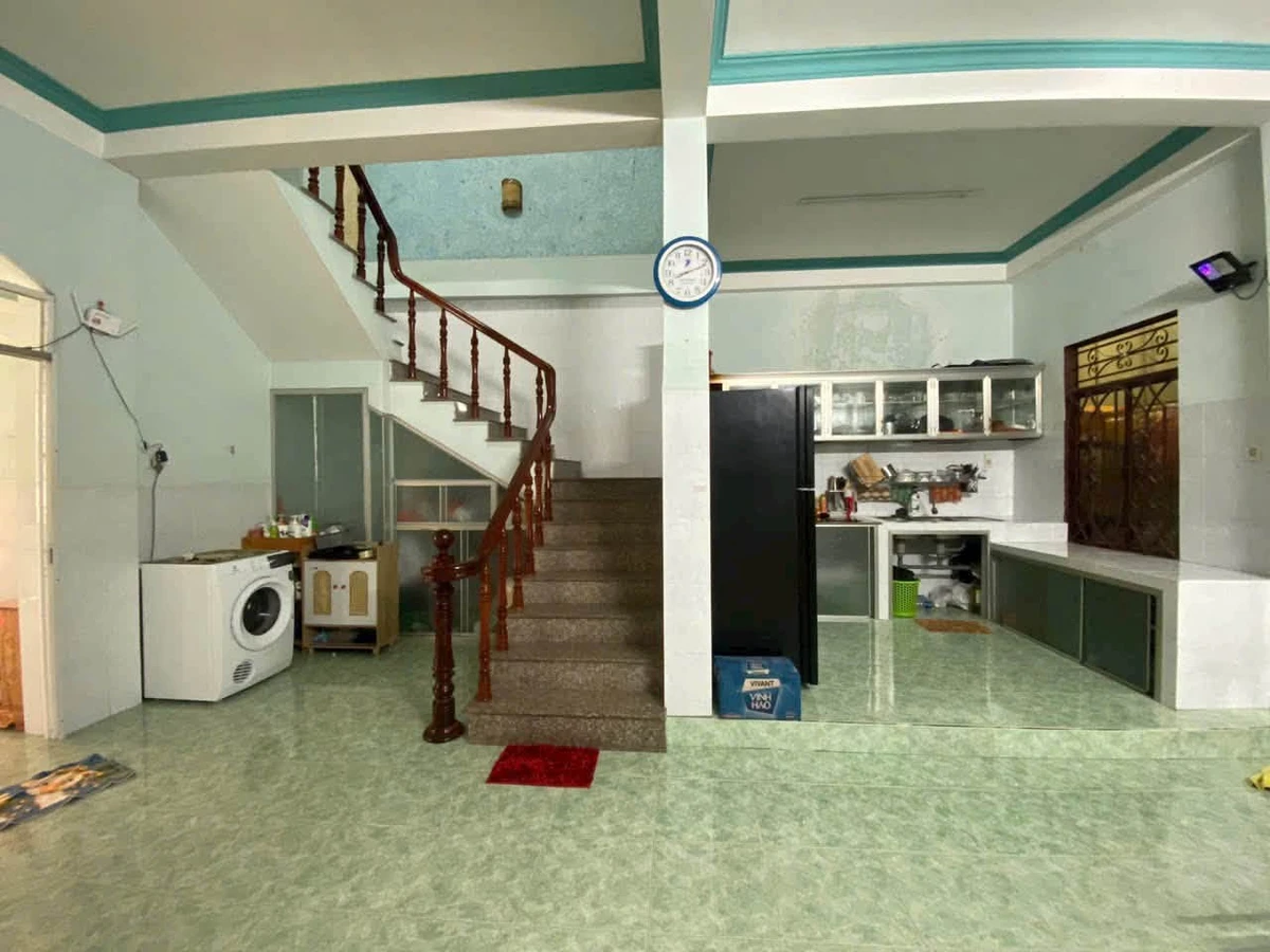 Bán nhà lầu 2PN mặt tiền Nguyễn Sắc Kim Phan Thiết 75.6m2 - Ảnh thu nhỏ 5