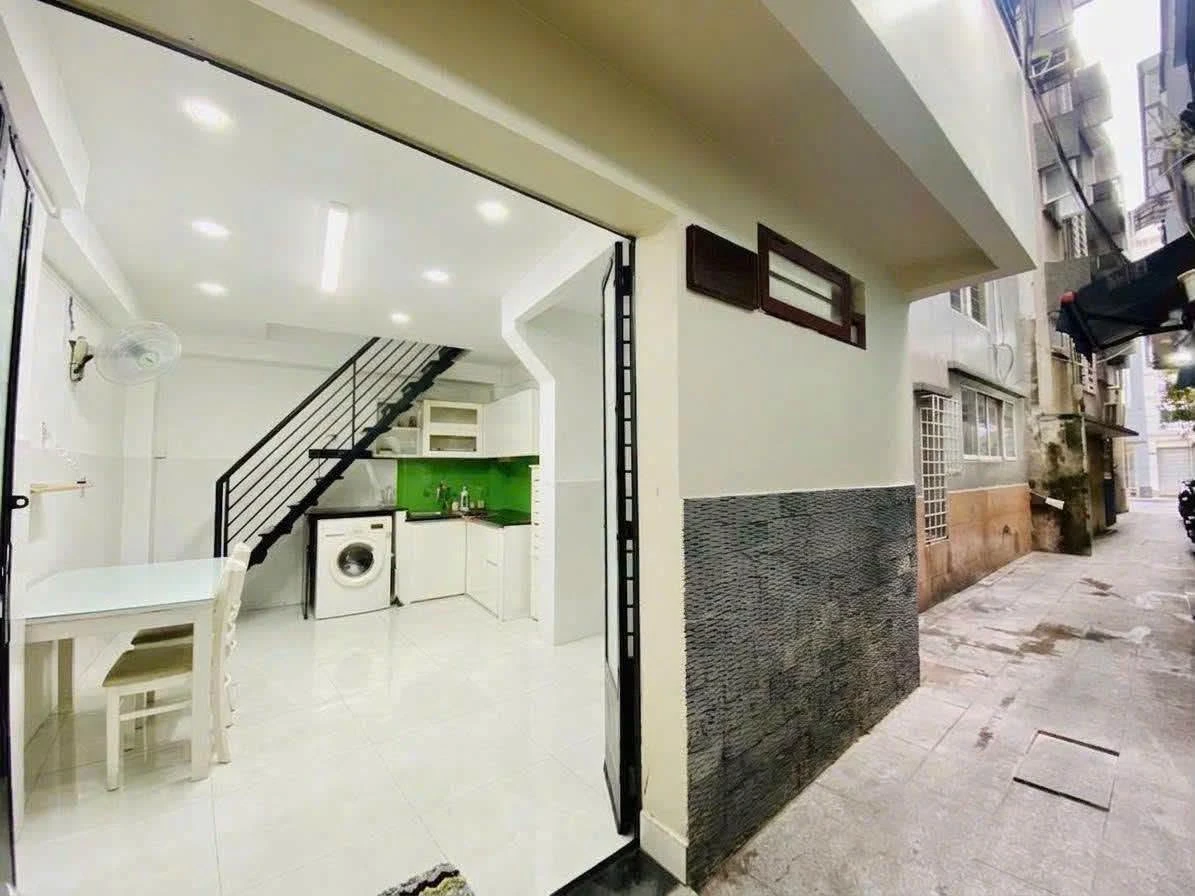 Bán nhà 3 tầng hẻm Huỳnh Văn Bánh, Phú Nhuận, 18m2, giá 4 tỷ - Ảnh thu nhỏ 3