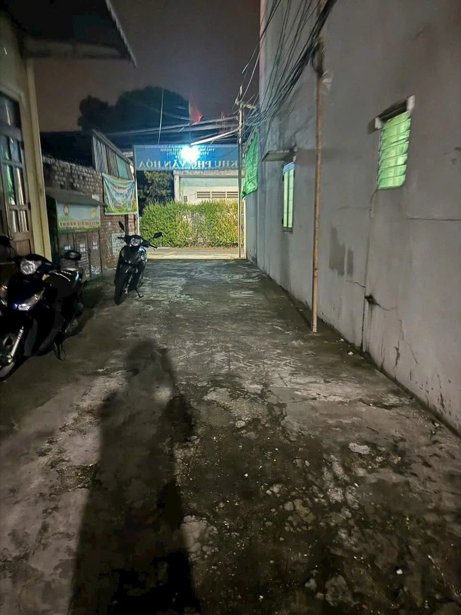 Bán nhà cấp bốn có gác hẻm ô tô 40m2 phường Rạch Dừa giá 2,65 tỷ - Ảnh 1