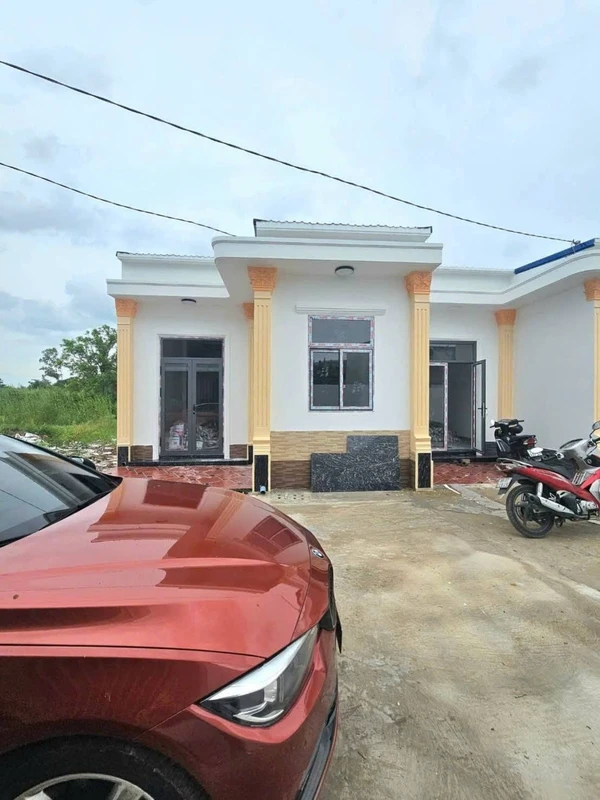 Nhà bán 2 phòng ngủ, 76m², Rạch Giá, 1 tỷ 5