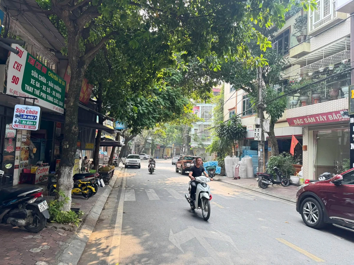 Bán nhà kinh doanh 100m² Duyên Hà, Quận 12 giá 4.08 tỷ - Ảnh thu nhỏ 2