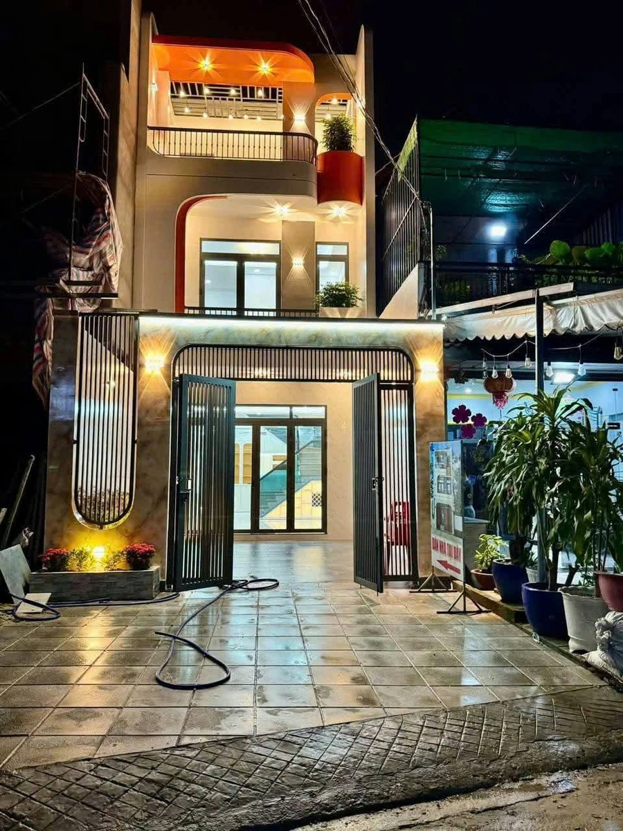 Bán nhà Phước Khánh 105m² 4PN đường 9m giá 4 tỷ 890 triệu - Ảnh 1