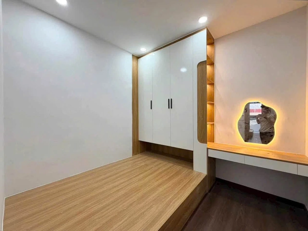 Bán nhà hẻm 4m 1 trệt 2 lầu 21,5m2, 2PN, Phường Khánh Hội Quận 4, giá 5,85 tỷ - Ảnh thu nhỏ 5