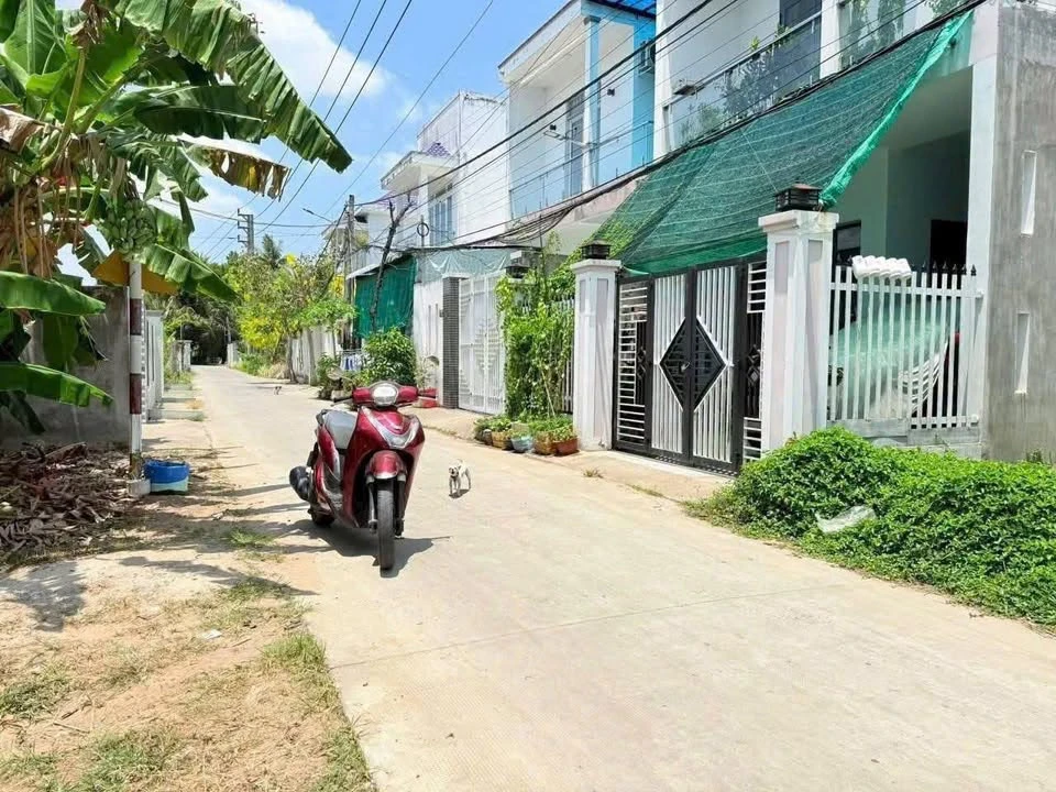 Bán nền đất 98m2 mặt tiền hẻm Bến Tre 650 triệu - Ảnh thu nhỏ 3
