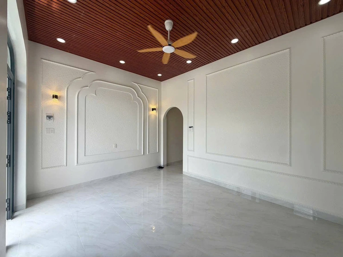 Bán nhà mới Phú Tân hoàn thiện 100m², 2PN, giá 1tỷ650 - Ảnh thu nhỏ 3