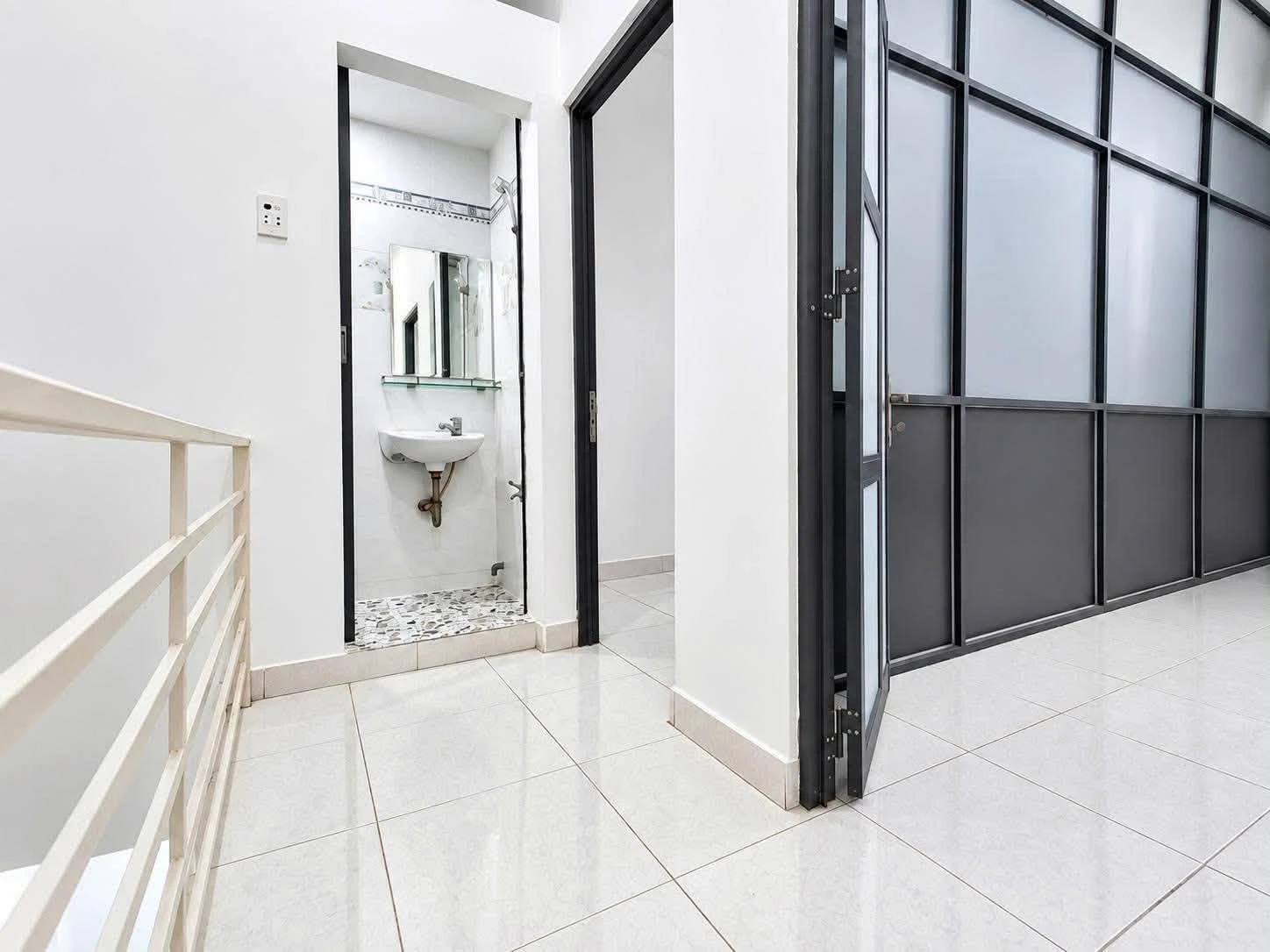 Bán nhà 3 tầng 3PN 22m² hẻm Trần Khắc Chân, Tân Định, Quận 1 giá 3,9 tỷ - Ảnh 1
