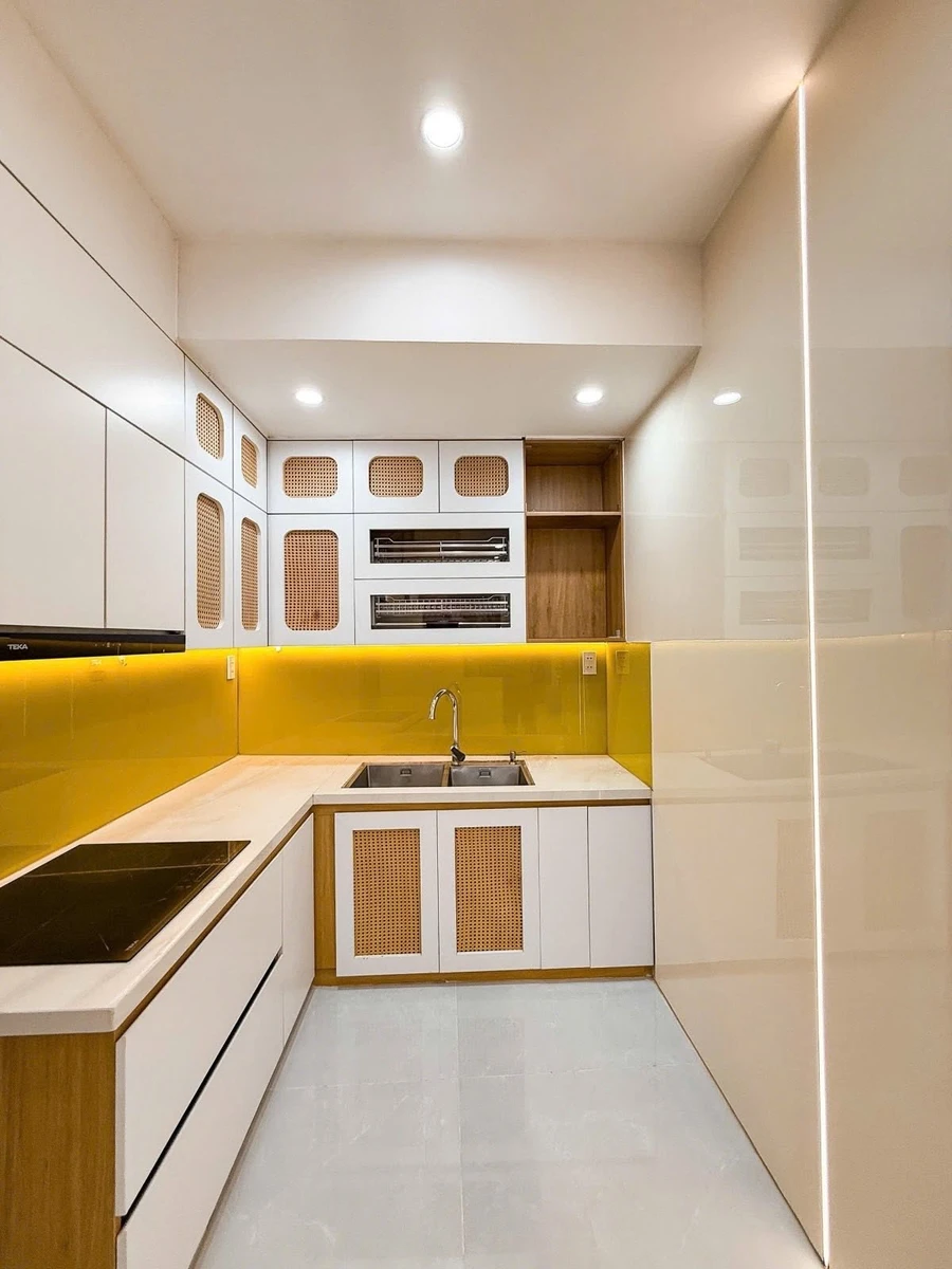 Bán nhà mặt tiền Lê Quang Định, 39m², 2PN 2WC, 5.35 tỷ - Ảnh thu nhỏ 4