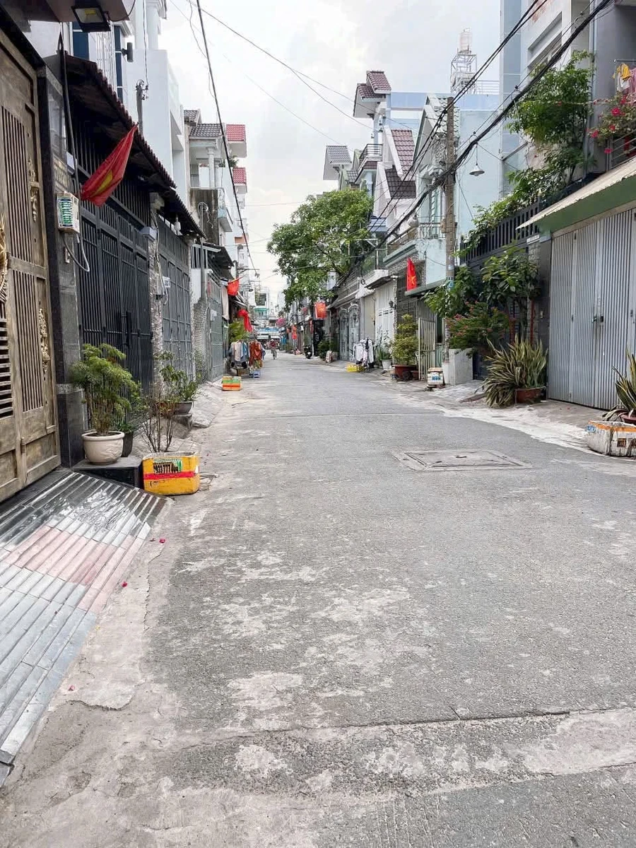 Bán nhà 4x10 Bình Tân gần trường Nguyễn Trãi, 4 tỷ 6 - Ảnh 1
