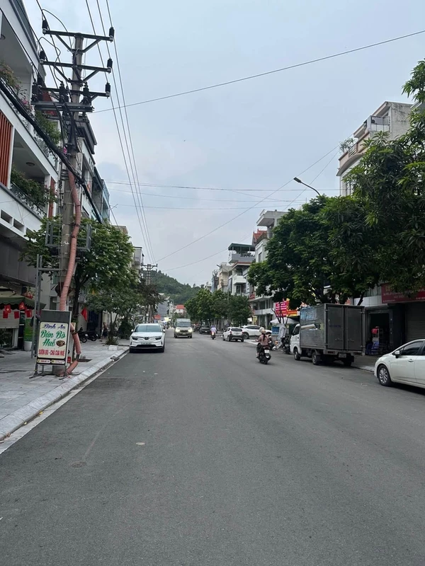 Bán nhà mặt phố 4 tầng 52m² Bãi Muối Cao Thắng 6 tỷ