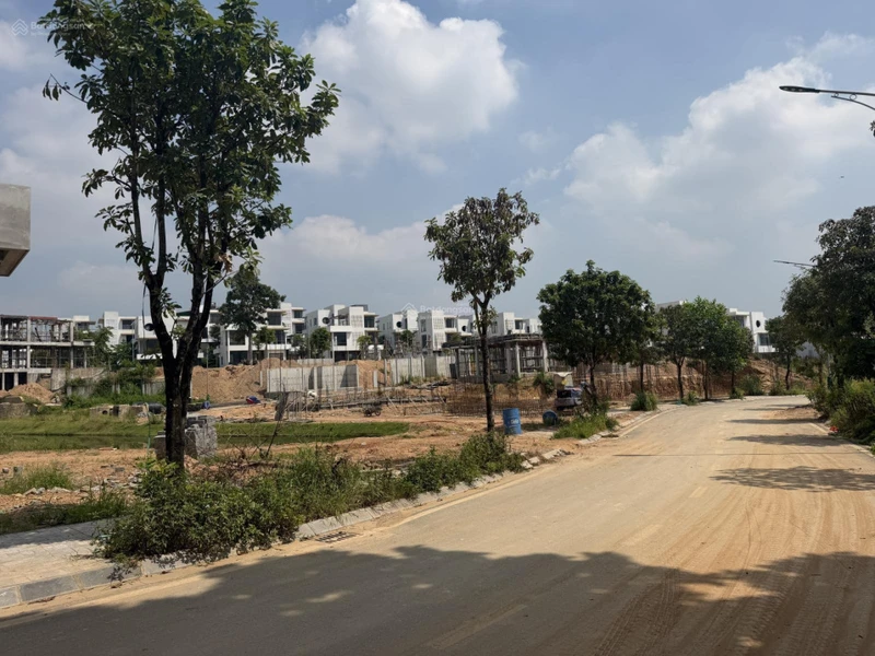 Chuyển nhượng lô góc biệt thự nghỉ dưỡng 2 thoáng tại Legacy Hill thuộc Lương Sơn, Hòa Bình