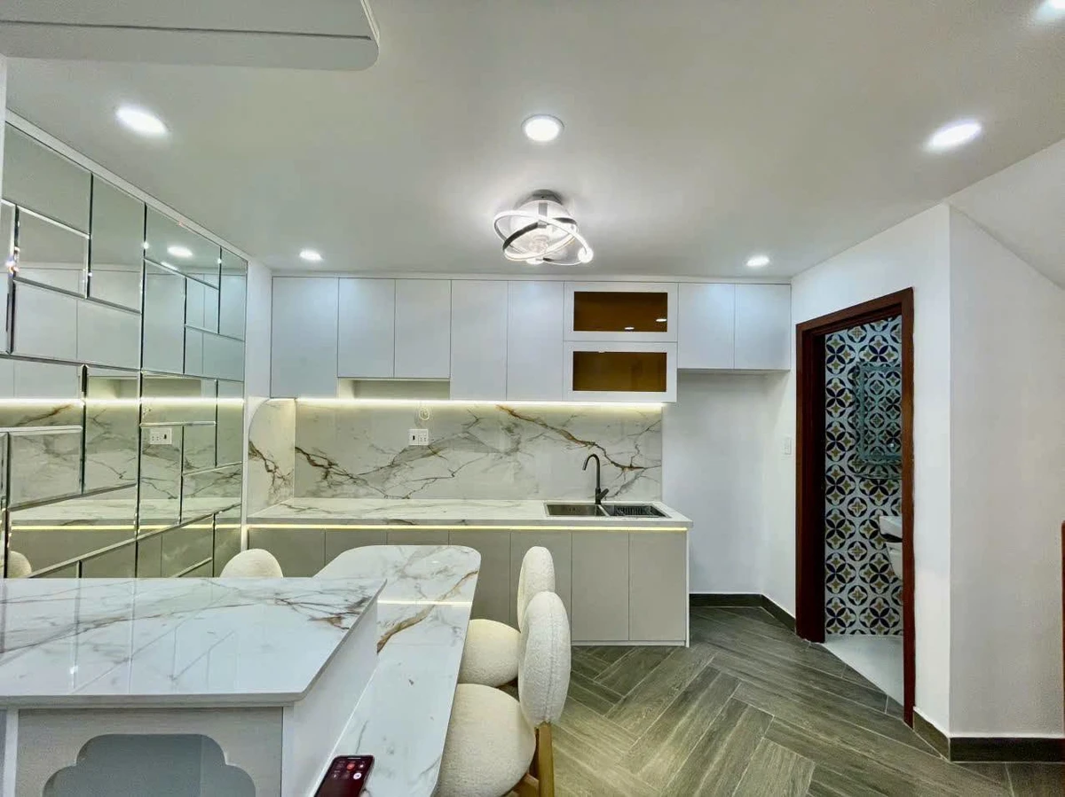 Bán nhà Quận 7, 33m², 2PN 2WC, giá 3 tỷ 990 triệu - Ảnh thu nhỏ 4