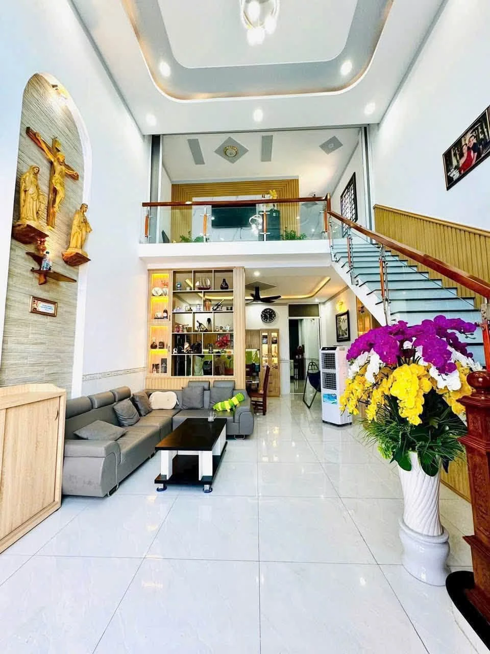 Bán nhà lầu Phường Long Bình, Hóc Môn, 100m², 3 phòng ngủ, 3 tỷ 450 triệu - Ảnh 1