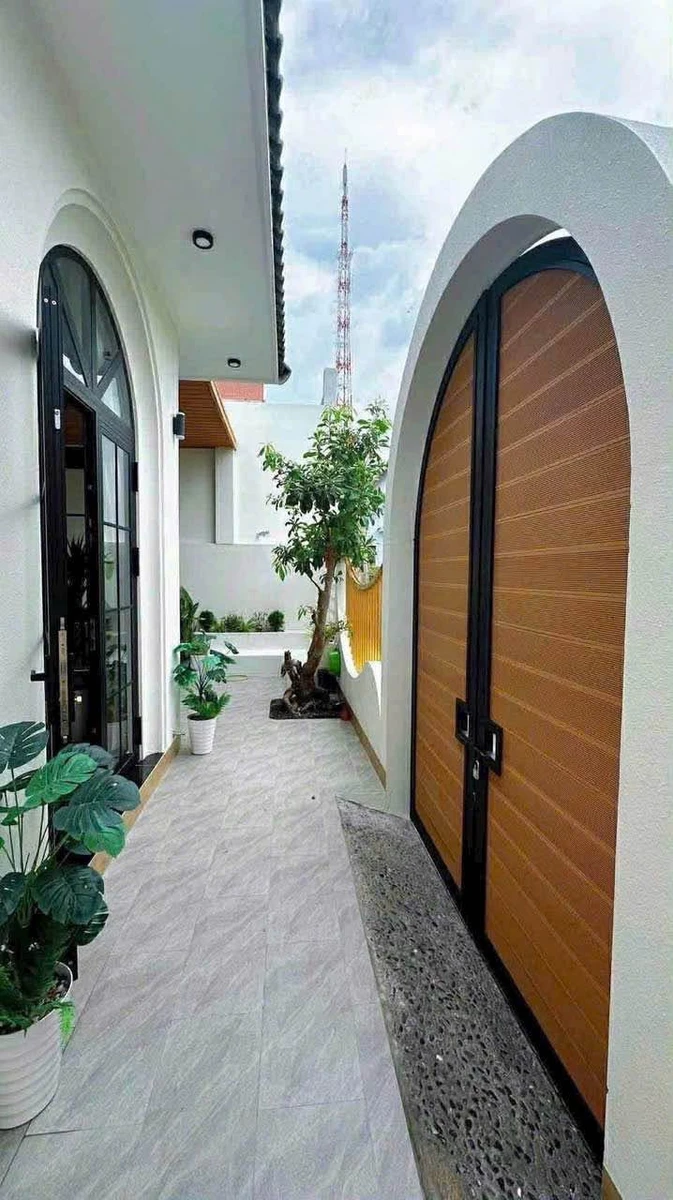 Bán homestay 97,7m² Thủ Khoa Huân, Lâm Đồng 2,7 tỷ - Ảnh 1