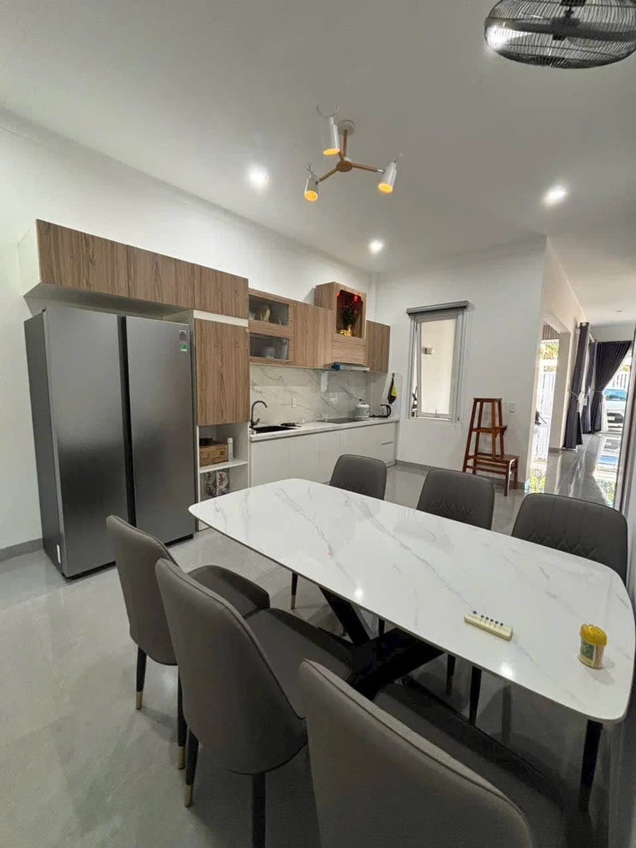 Bán nhà mặt tiền Nguyễn Trường Tộ 7×25m, 3PN, 3,99 tỷ - Ảnh thu nhỏ 5