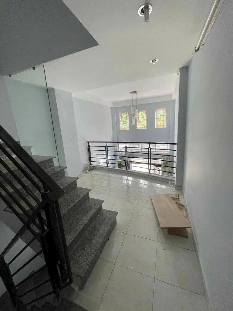 Cho thuê nguyên căn 3PN view Landmark 81, Bình Thạnh, 15 triệu/tháng - Ảnh thu nhỏ 3