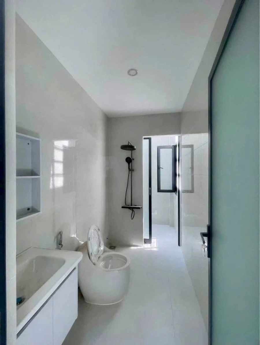Bán nhà mới xây 100m² 2PN tặng full nội thất ở Phan Thiết - Ảnh thu nhỏ 5