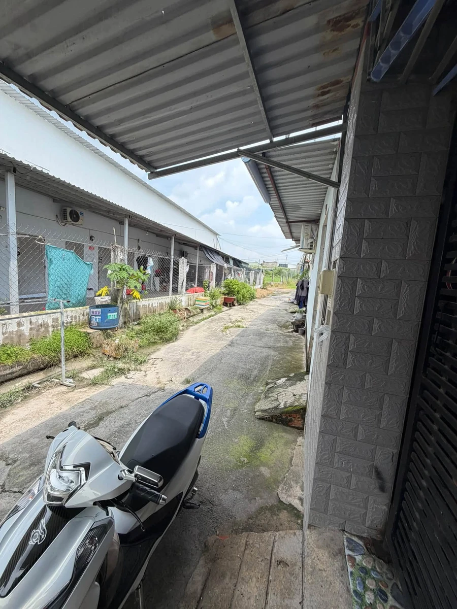Bán nhà 65m² 3PN Hóc Môn, sổ hồng riêng - Ảnh thu nhỏ 2