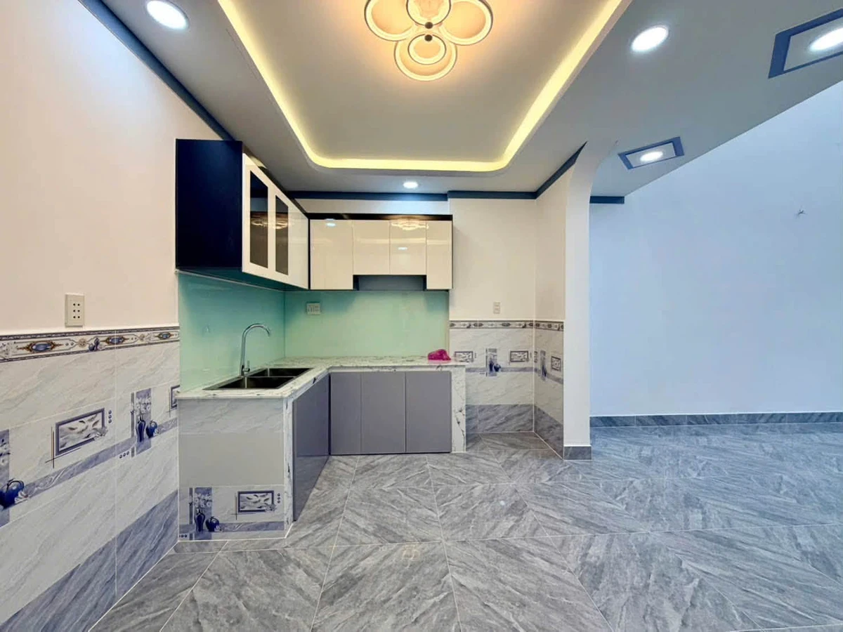 Bán nhà 3PN 2WC 4,5x15m đường Võ Thị Liễu, An Phú Đông, Quận 12 giá 1,98 tỷ - Ảnh thu nhỏ 2