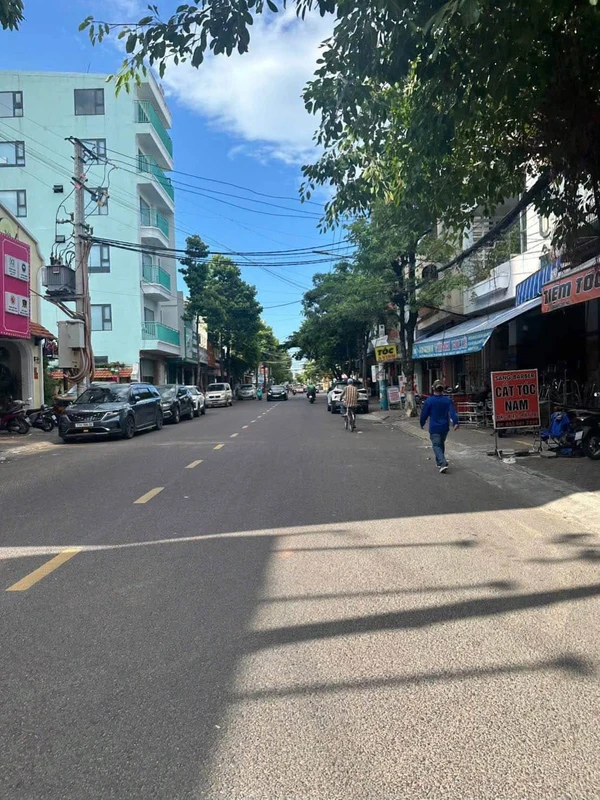 Bán nhà 2 tầng mặt tiền Nguyễn Thái Học Quy Nhơn 47m² 6 tỷ