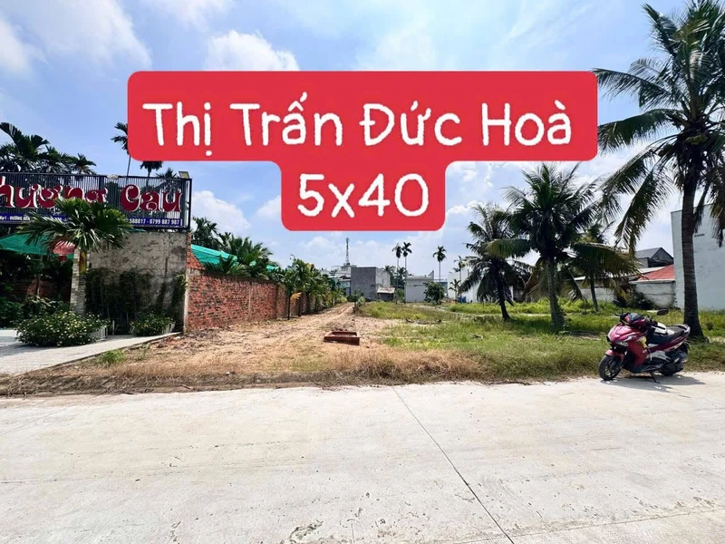 Bán 6 lô đất Thị Trấn Đức Hoà, 200m²
