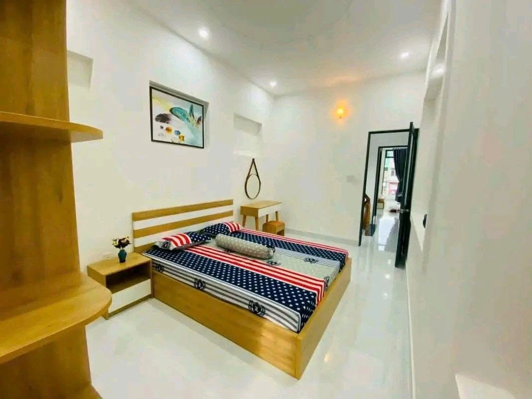 Bán nhà mặt tiền 4 tầng 93 m² Vũng Tàu 10.5 tỷ - Ảnh thu nhỏ 3