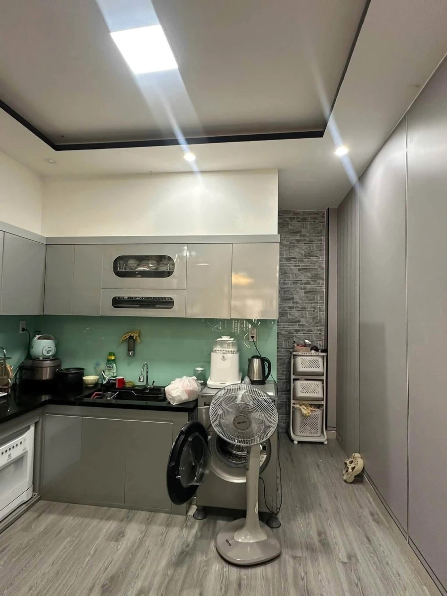 Bán nhà gác lửng 40m2, 2PN 2WC đường Điện Biên Phủ, Quận 1 - Ảnh thu nhỏ 2