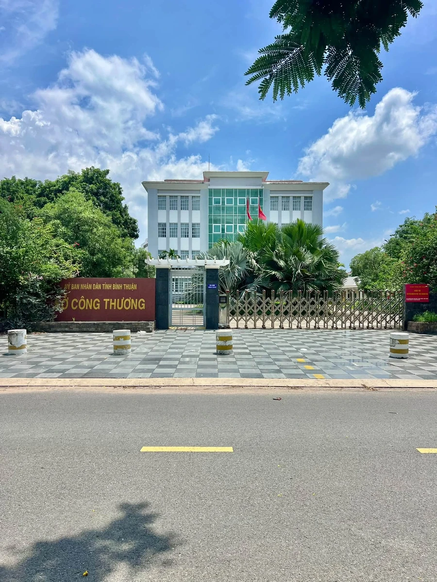Bán nhà mặt tiền Đặng Thị Nhu 132,8m2 giá 5,5 tỷ gần trường Nguyễn Trãi, Phan Thiết - Ảnh thu nhỏ 4