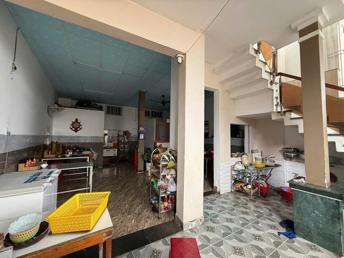 Bán nhà mặt tiền kinh doanh Nguyễn Công Trứ 131m² 10,5 tỷ - Ảnh thu nhỏ 2