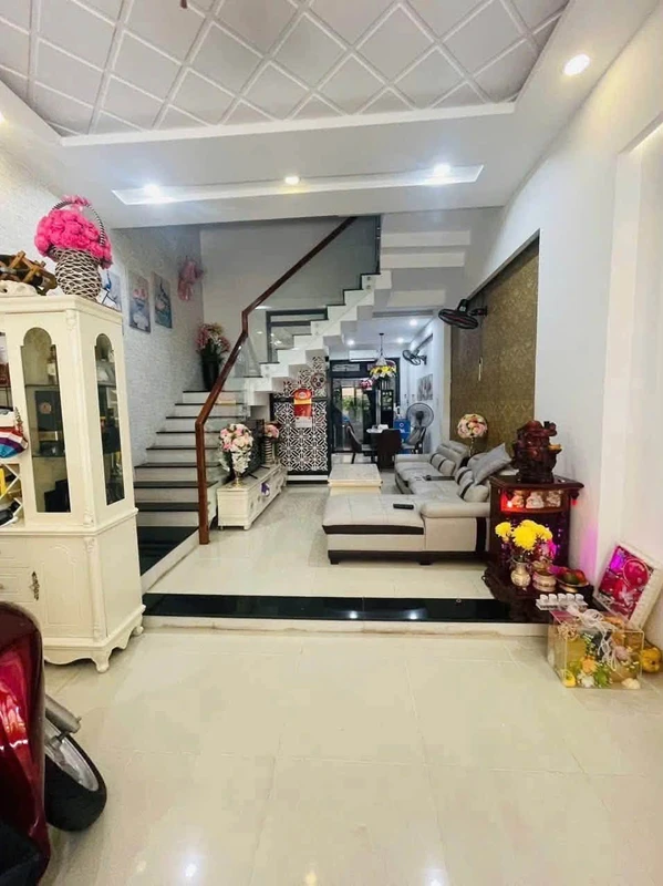 Bán nhà 60m2, 3 phòng ngủ Nguyễn Hới Vũng Tàu