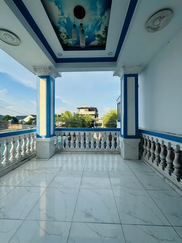 Bán nhà lầu 132m2, 3 PN, 1 tỷ 900 Đức Hòa