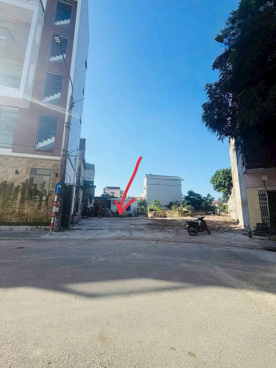 Bán đất mặt tiền 7.7m, hơn 40m2 gần Sông Sặt, Quận 7 - Ảnh thu nhỏ 3