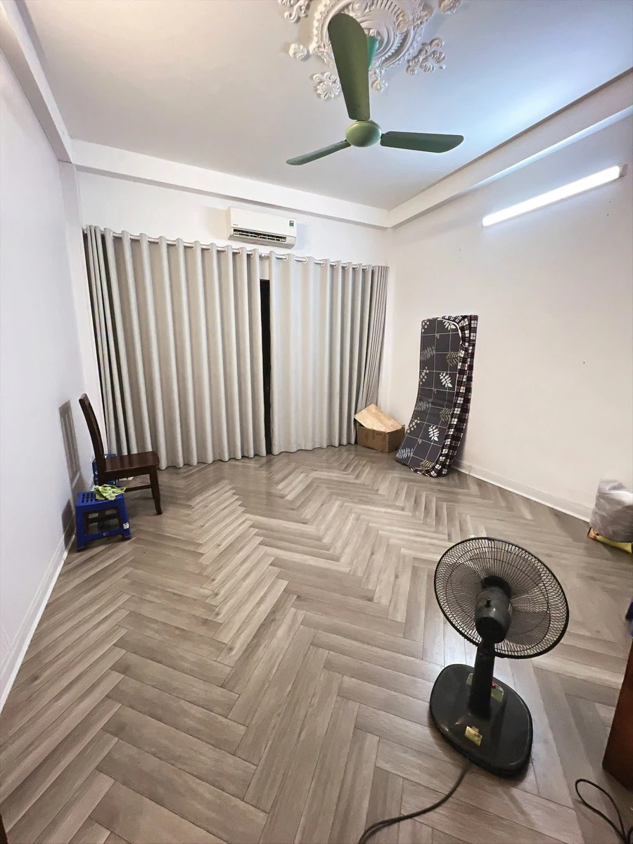 Cho thuê nhà 6PN 4WC 65m² 5 tầng Thái Hà - Ảnh 1