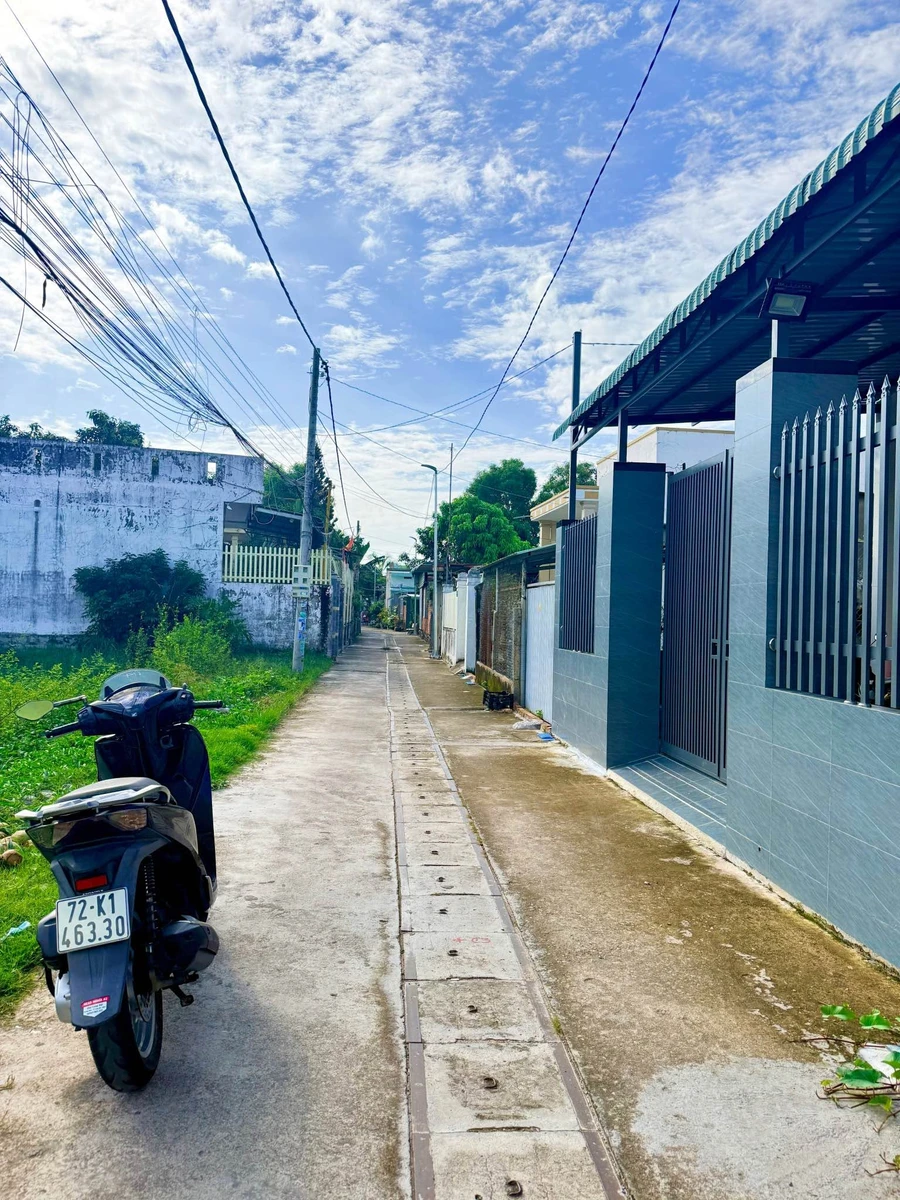 Bán lô đất 96m2 gần chợ Long Hải, giá 1 tỷ 750 triệu - Ảnh thu nhỏ 3
