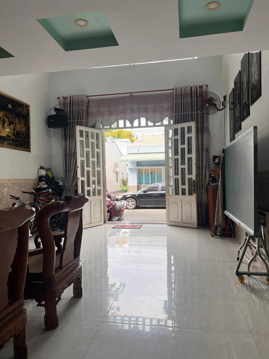 Bán nhà 1 trệt 2 lầu 90m² Phú Lợi 4.7 tỷ - Ảnh thu nhỏ 4