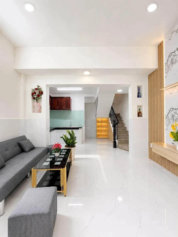 Bán nhà BTCT 4 tầng 28m², 4PN, khu Phan Văn Trị, Phường 11, Bình Thạnh