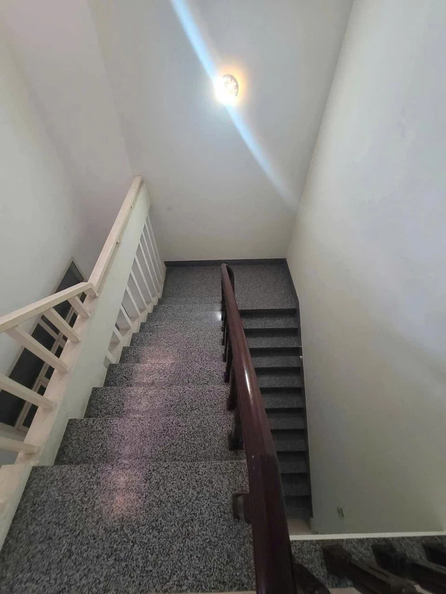 Cho thuê 2 tầng (tầng 4-5) 200m² đường Điện Biên Phủ, 4.5 triệu/tháng - Ảnh thu nhỏ 5
