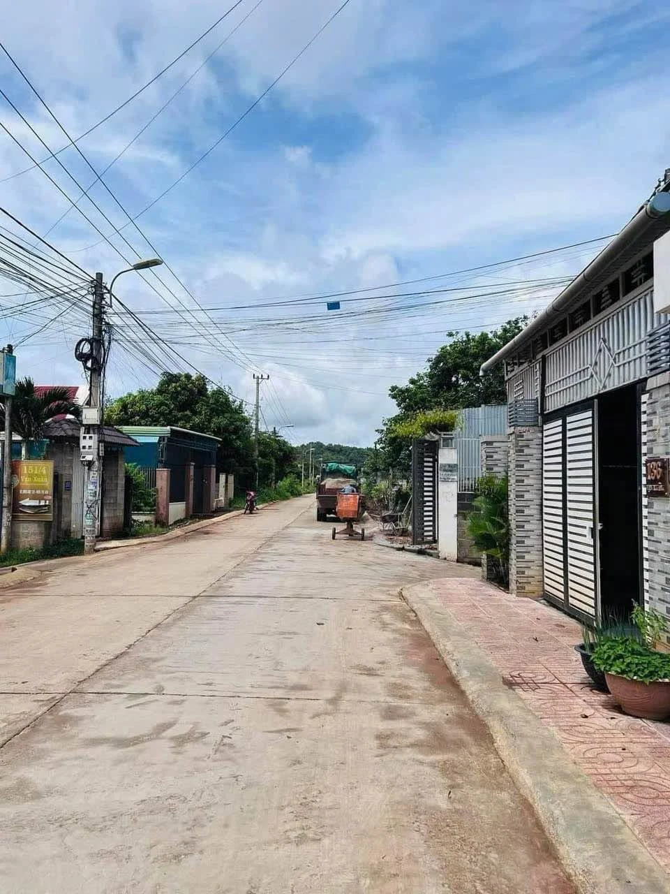 Bán nhà 2 tầng góc 2 mặt tiền đường Vạn Xuân, Buôn Ma Thuột, 156m2, giá 5,7 tỷ - Ảnh 1