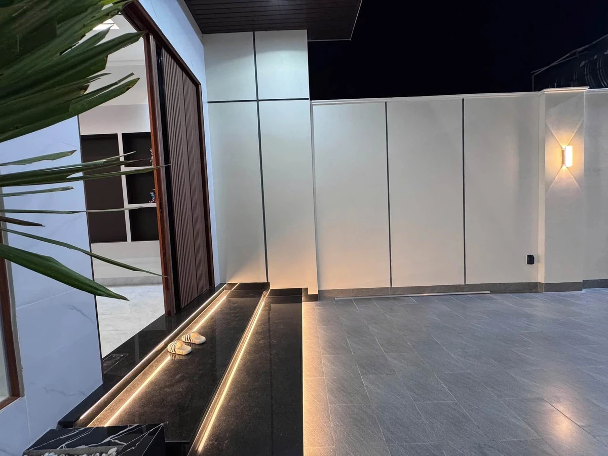 Bán nhà 1 trệt 1 lầu 3PN 121.5m² Nguyễn Văn Linh Quận 7 - Ảnh thu nhỏ 4