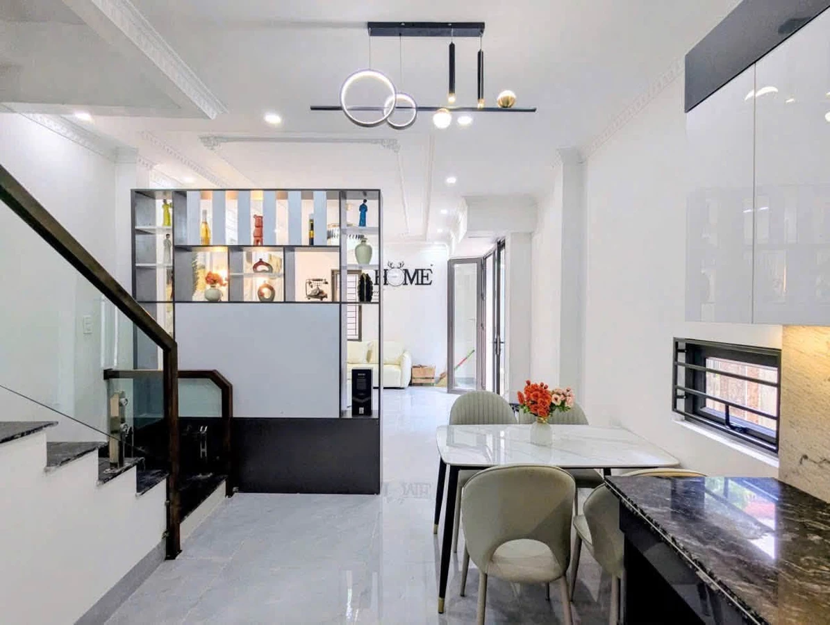 Bán nhà 3 tầng 120m² đầy đủ nội thất Đà Nẵng - Ảnh thu nhỏ 2