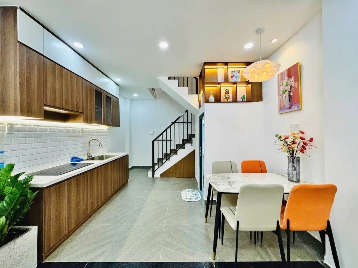 Bán nhà 3 tầng 90m2 giáp Quận 1, hẻm xe hơi - Ảnh thu nhỏ 5